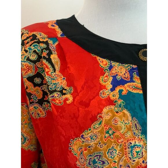 VTG Notations Versace Look Jacket Top 16W Red Satin Abstract Ornate Button Crop - Picture 8 of 16